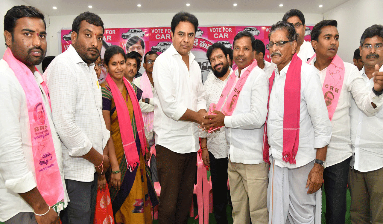 BSP activists join BRS in Sircilla