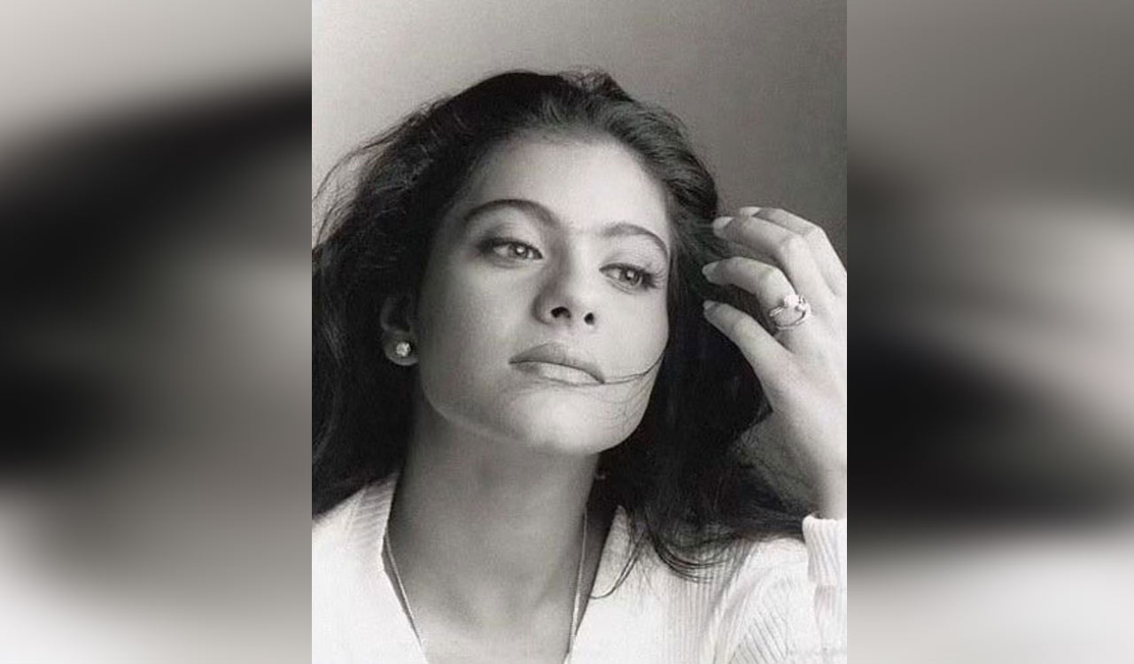 Kajol shares throwback picture from “pre-selfie era”