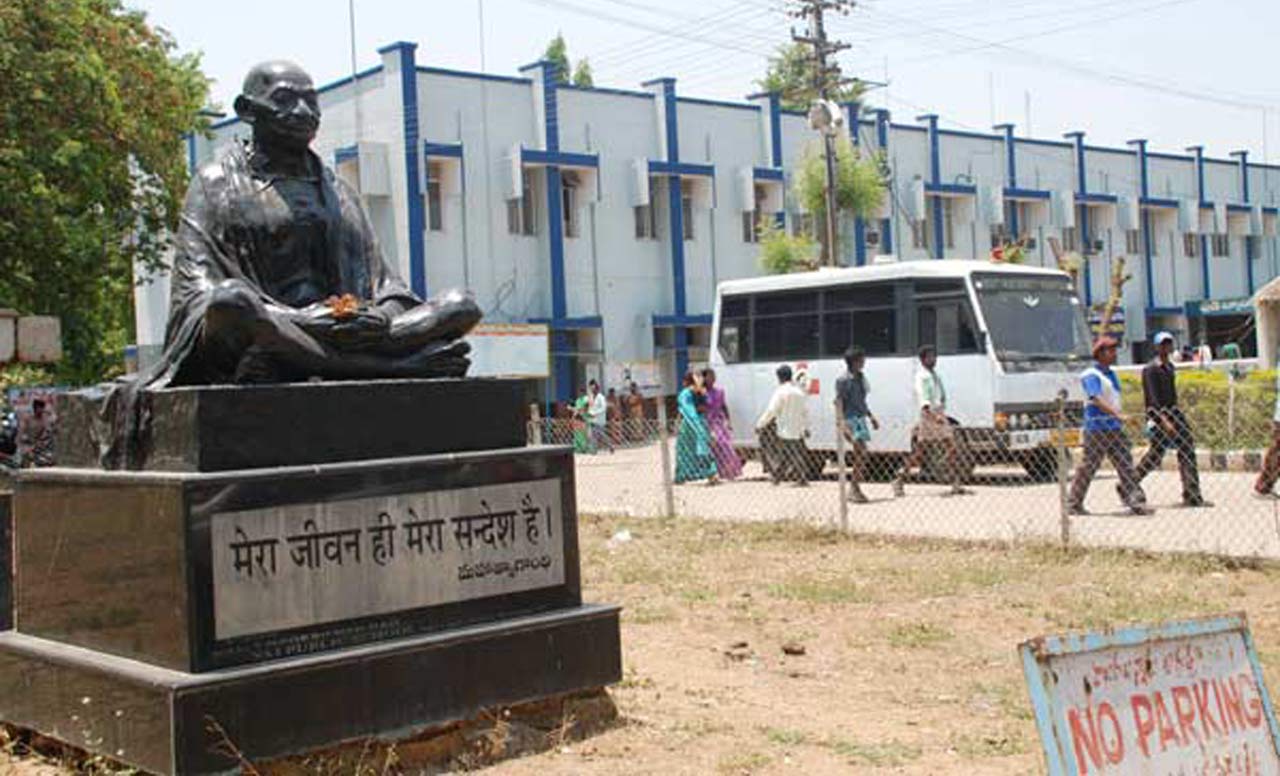 Congress Govt admits to power supply disruption in Warangal’s MGM hospital