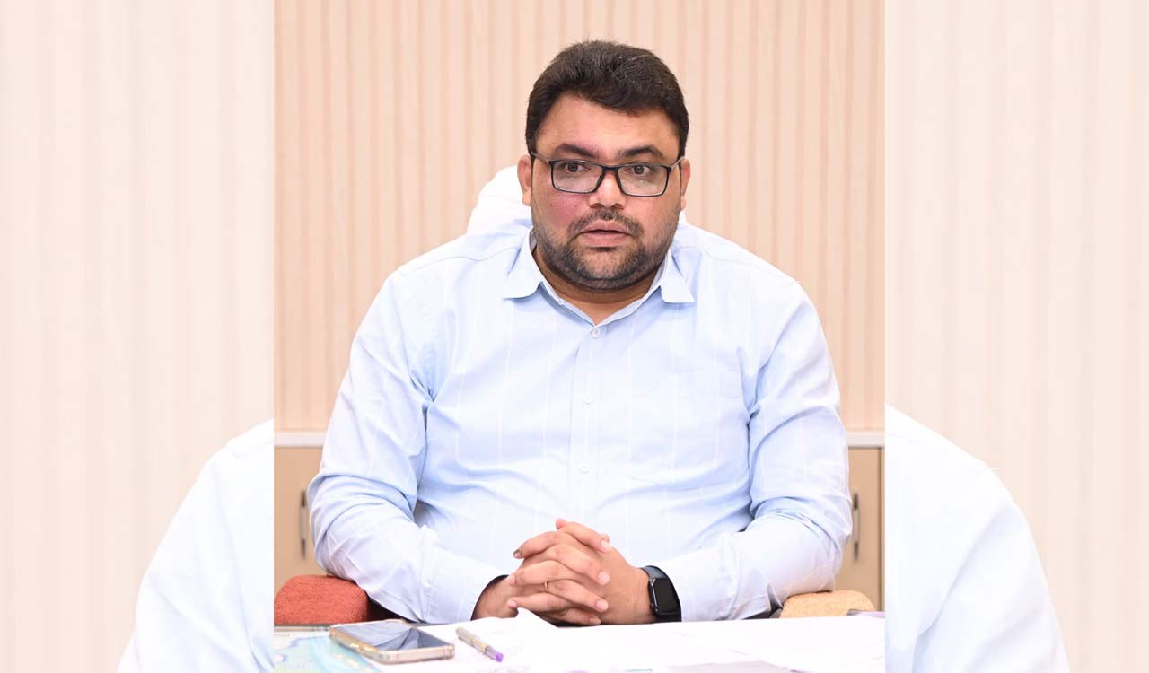 Mancherial: Collector asks to expedite shifting paddy to rice mills