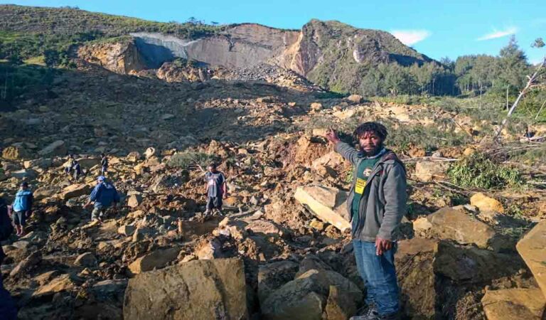 Over 100 feared dead in landslide