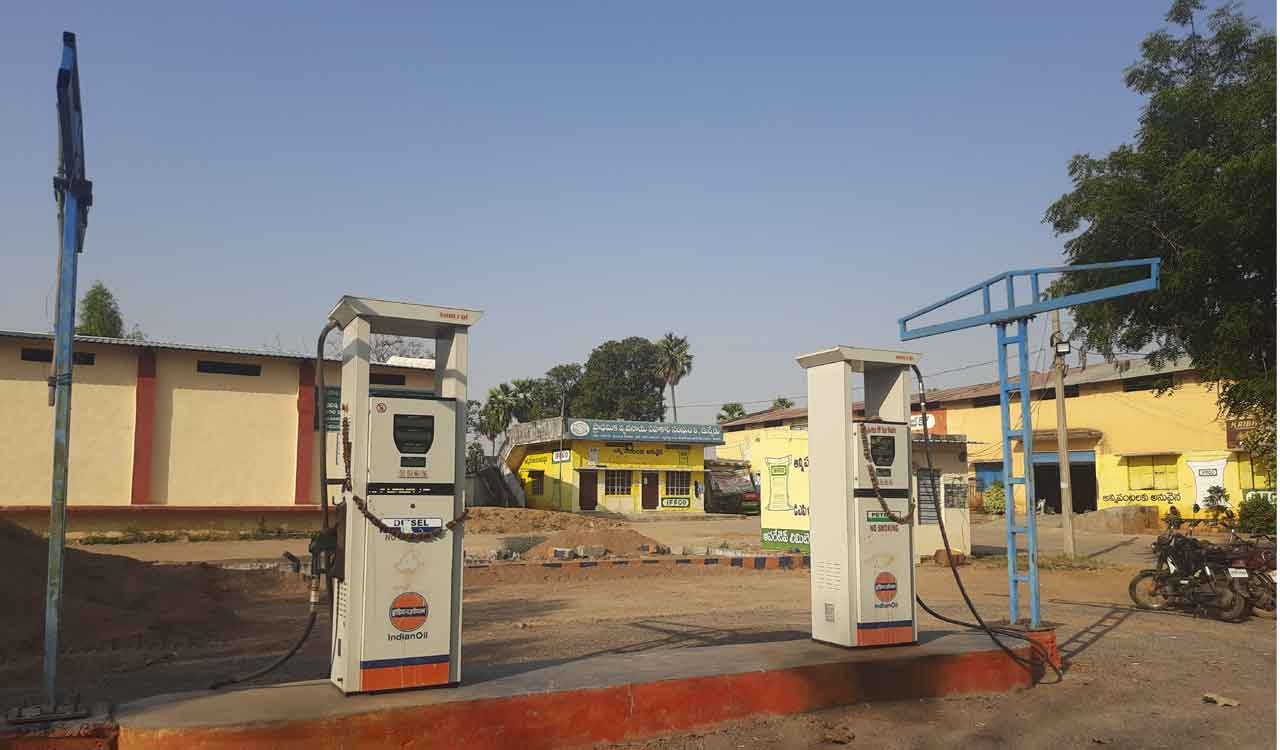 PACS petrol bunks to be converted as retail outlets