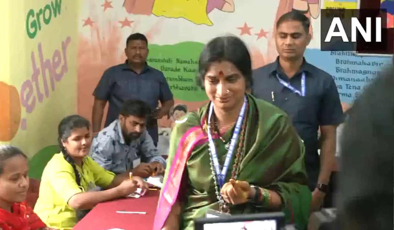 Lok Sabha elections 2024: BJP’s Hyderabad candidate Madhavi Latha votes