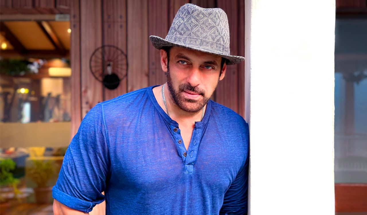 Firing Outside Salman Khans Residence Mumbai Crime Branch Files Case