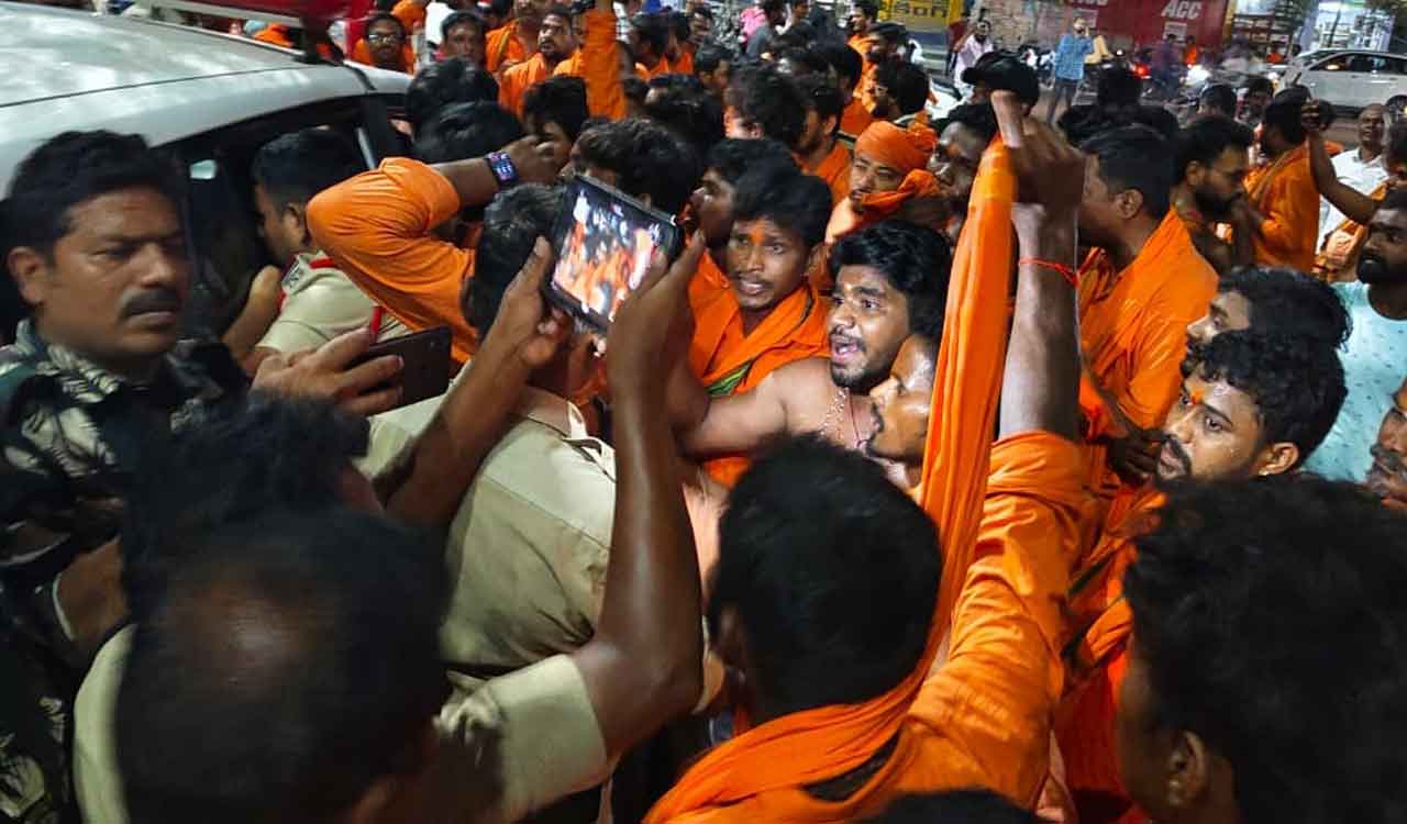 Tension during Hanuman rally: BJP leader denies connection with accused
