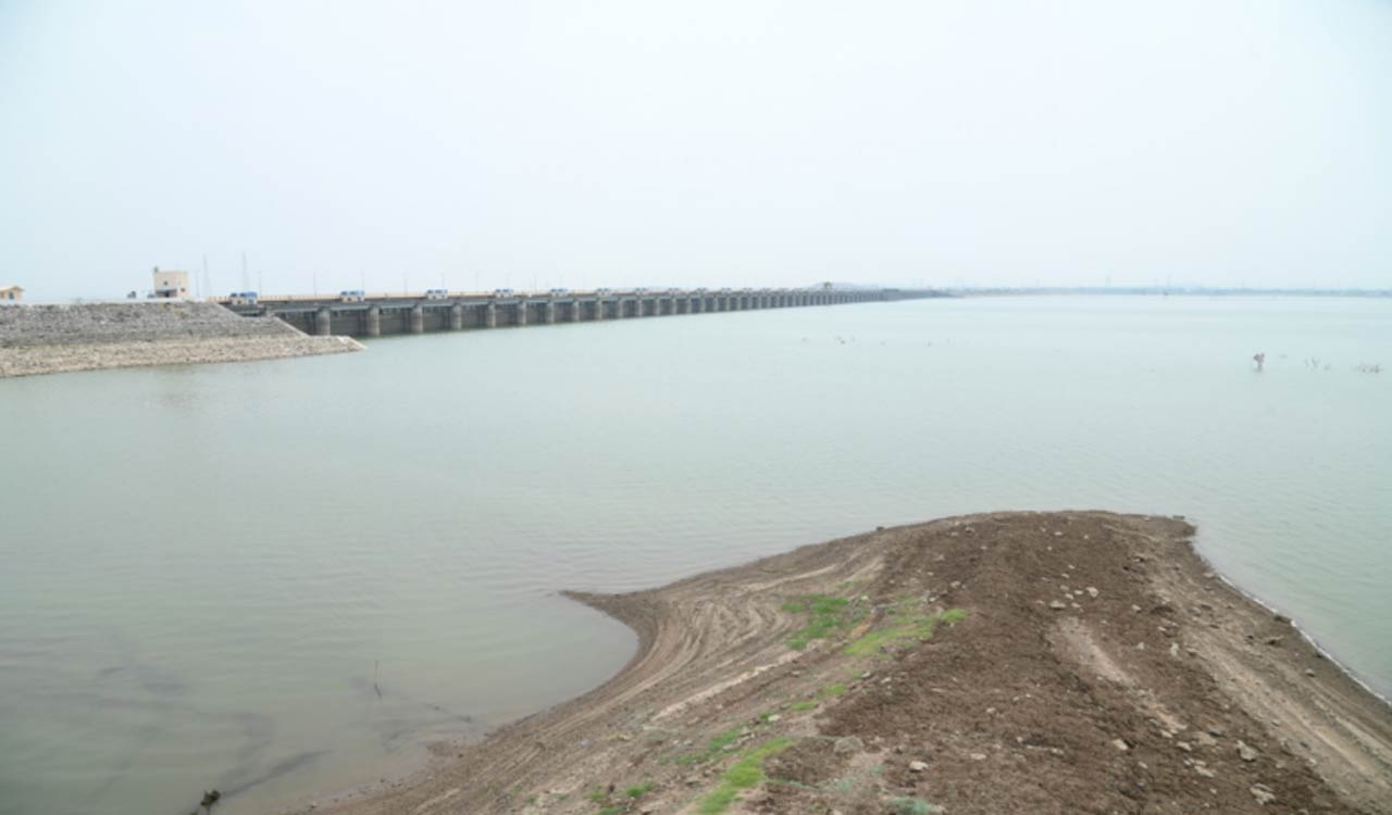 Alarming! Water levels in 150 reservoirs across India drop to 23%