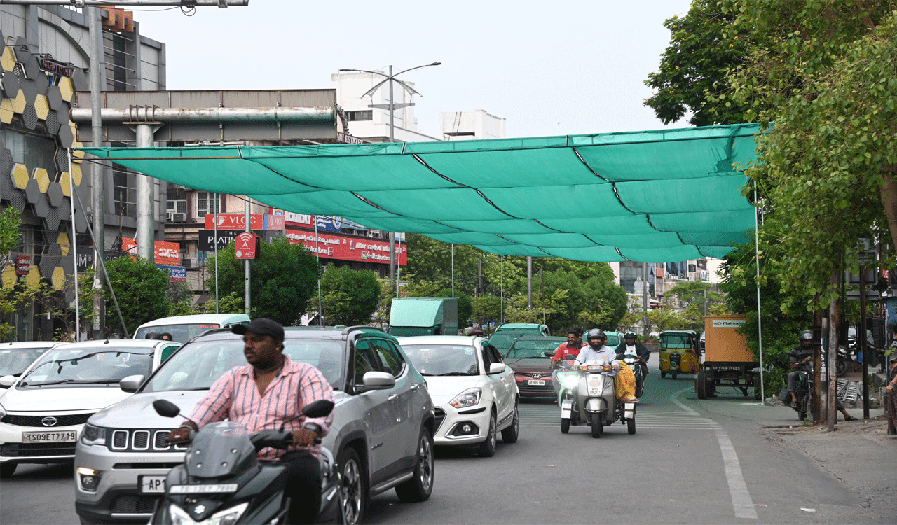 Hyderabad: Shade canopies installed at Liberty Road to protect motorists from heat