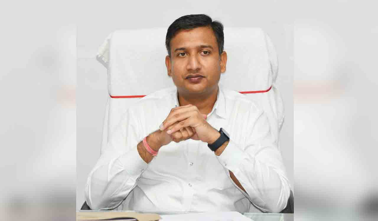 Create amenities for ryots: Collector Rajarshi Shah