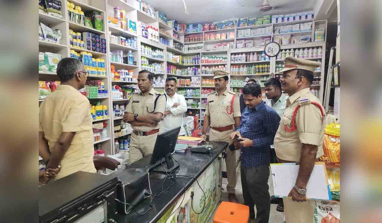 Police seize 610 kg of expired seeds in Gajwel