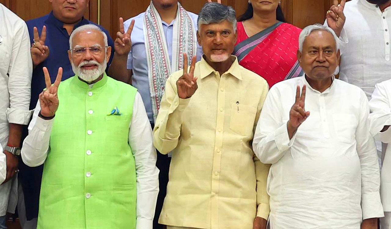 Chandrababu Naidu returns as key player in national politics-Telangana ...