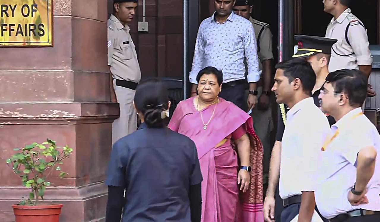 Amit Shah calls meeting to review Manipur situation