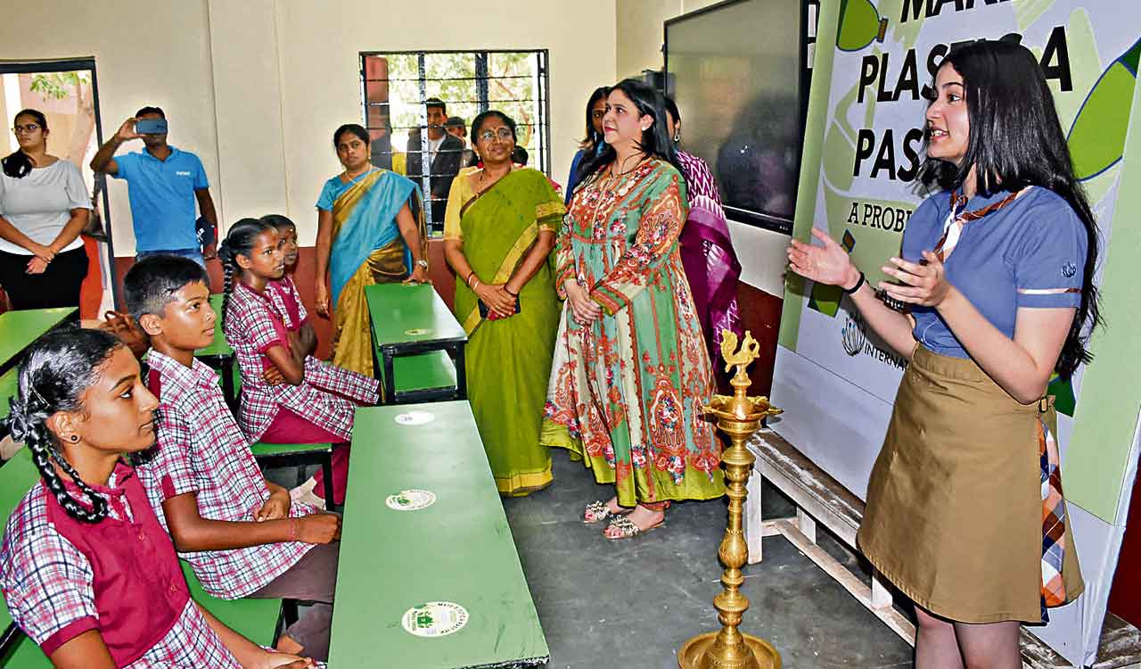 Anahita Patny of Infra Green Foundation donates benches to NATCO Government High School