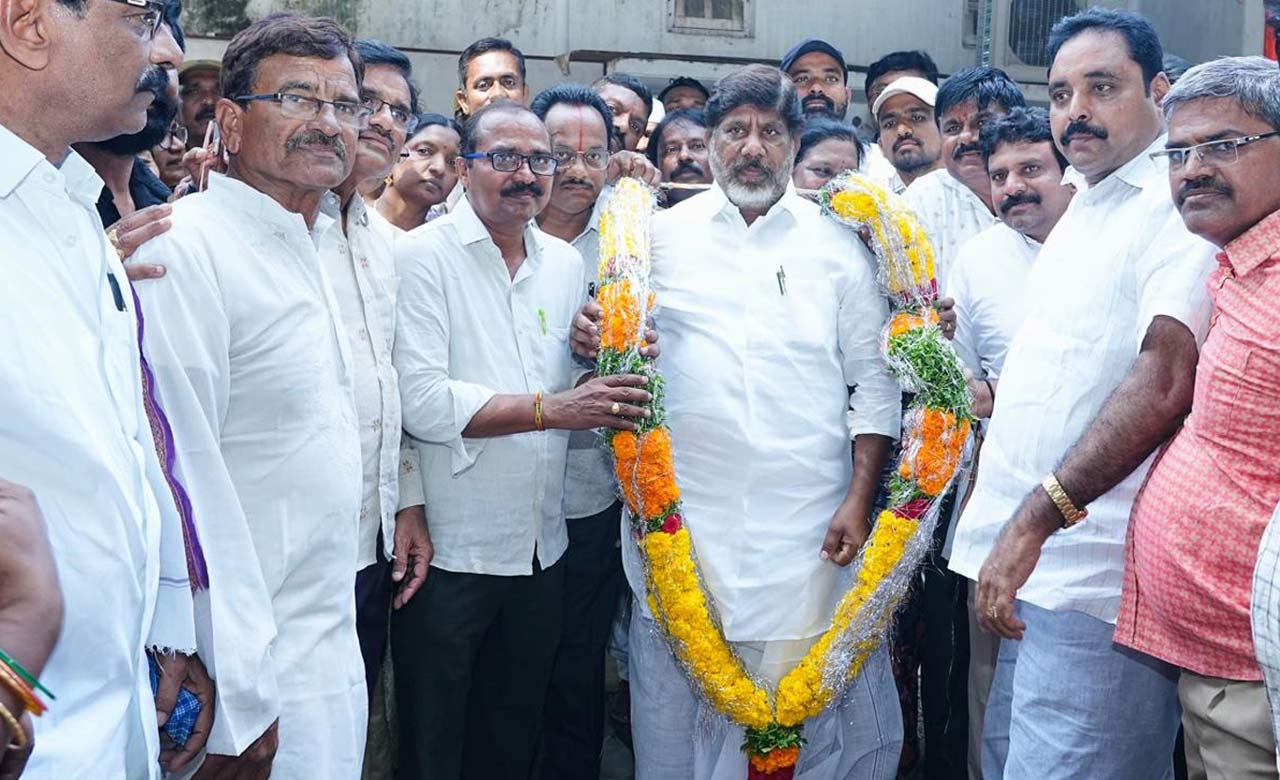 STF leaders thank Bhatti Vikramarka or pandits and PETs issue