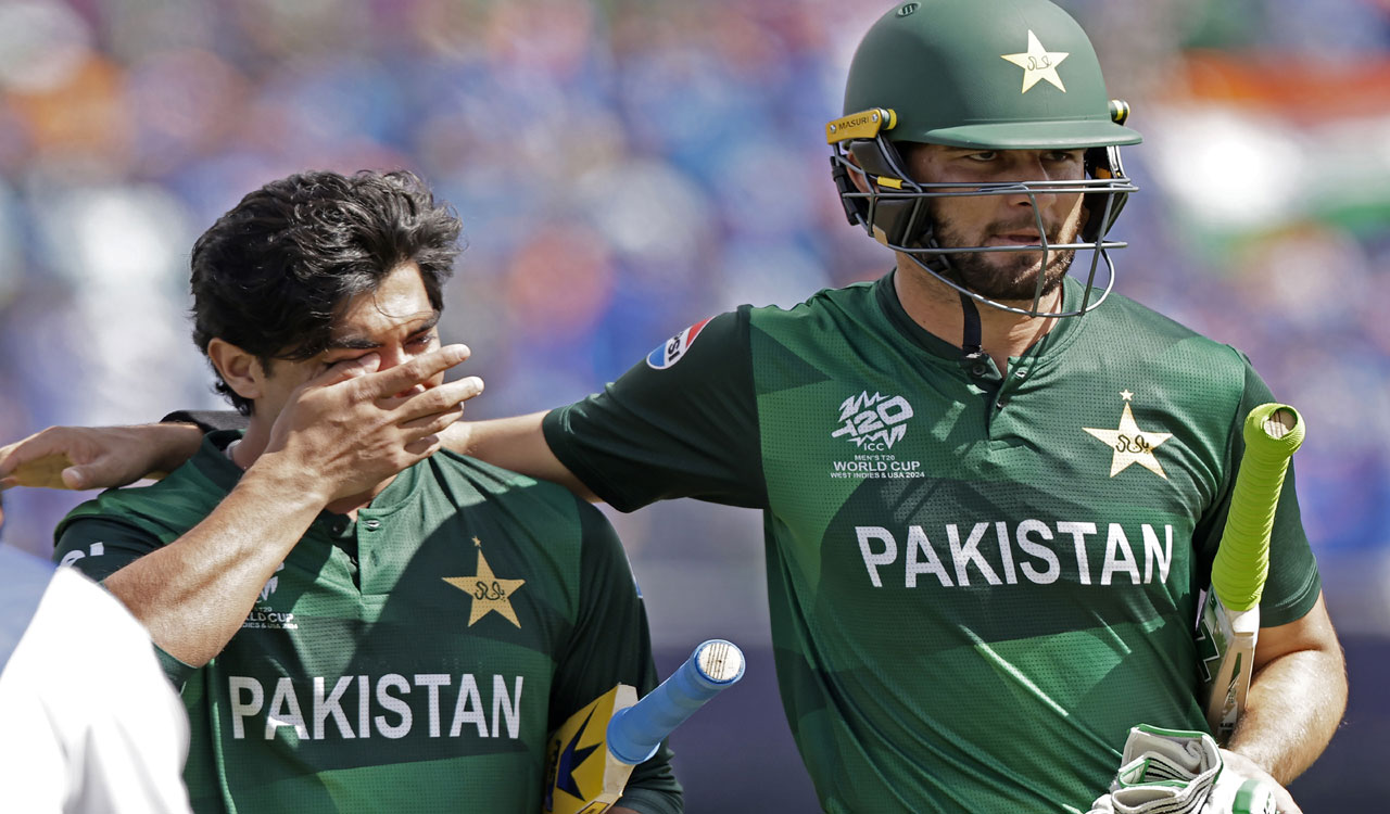 ‘Heard two loud noises…’ Delhi Police’s witty post after Pak’s loss to India