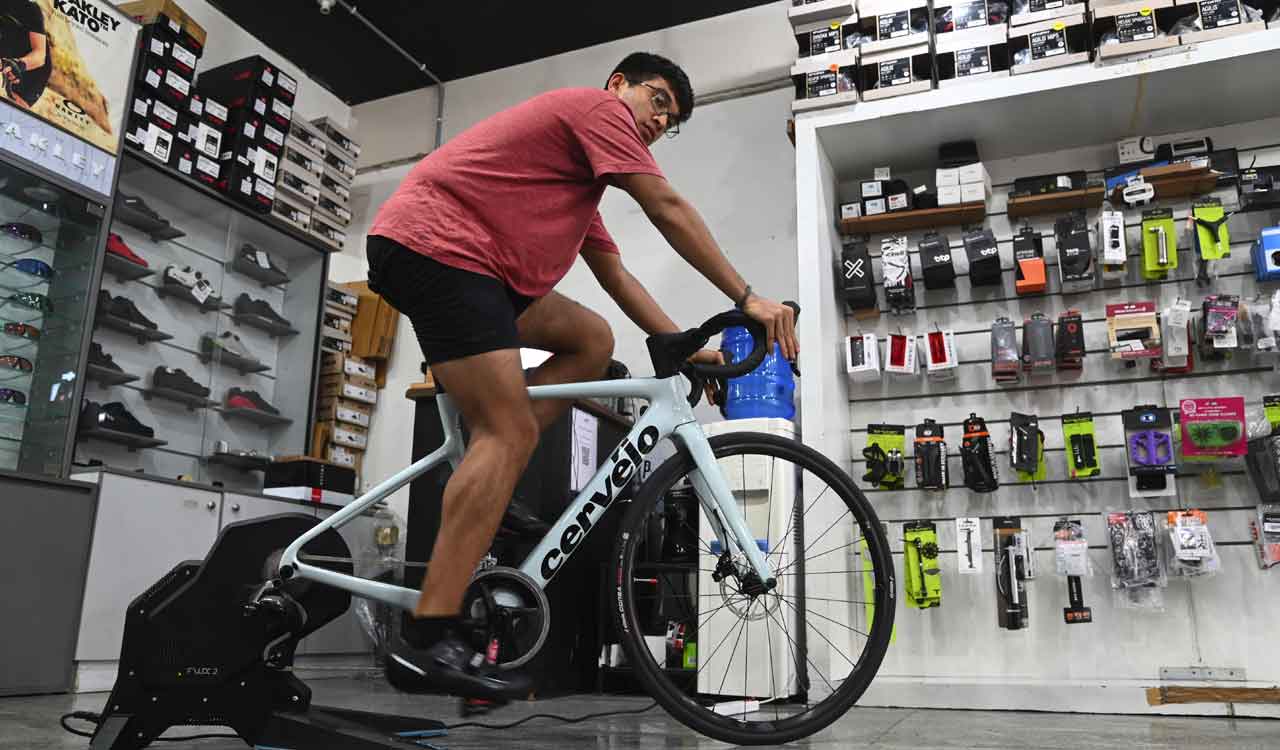 Experience the joy of cycling indoors with Turbo trainers
