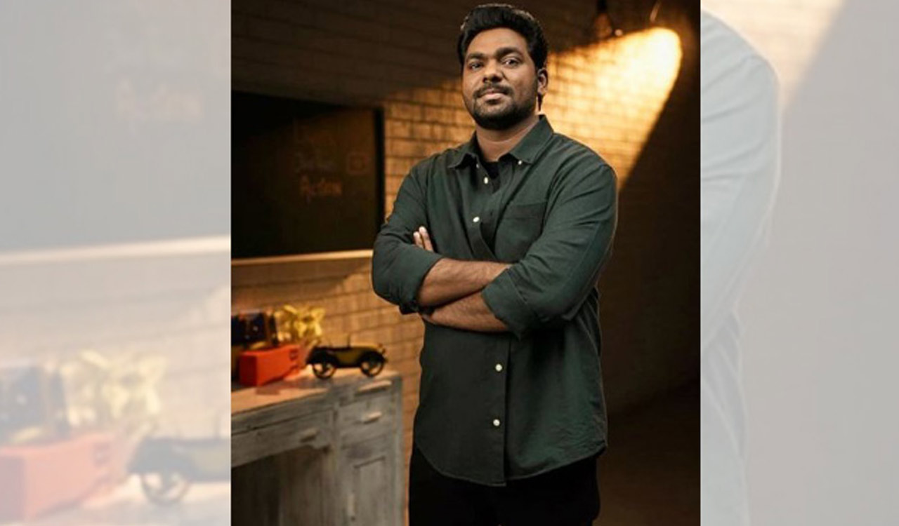 Get ready for another laughter riot with Zakir Khan’s new show