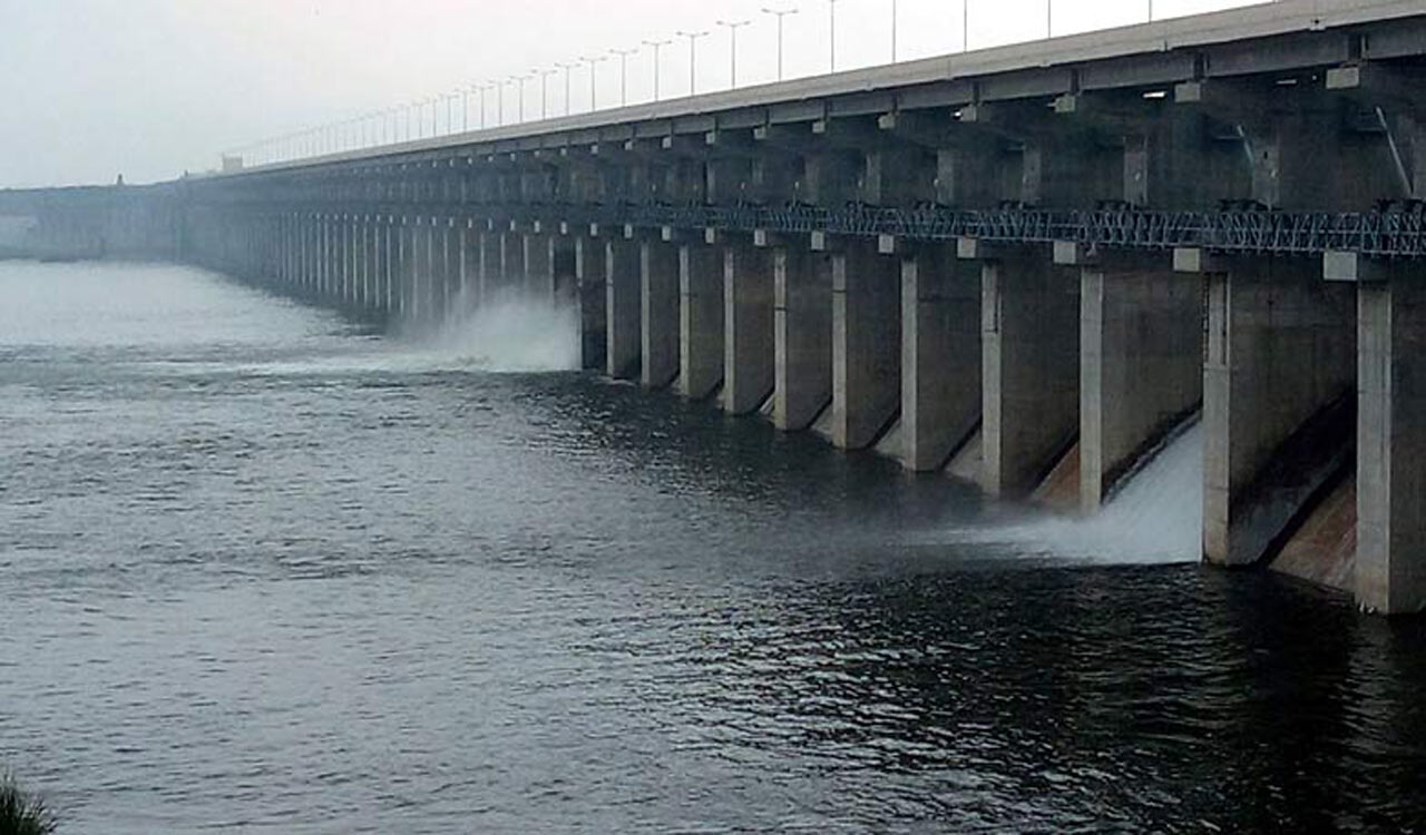 Hyderabad: Emergency pumping at Yellampally resumes after eight years