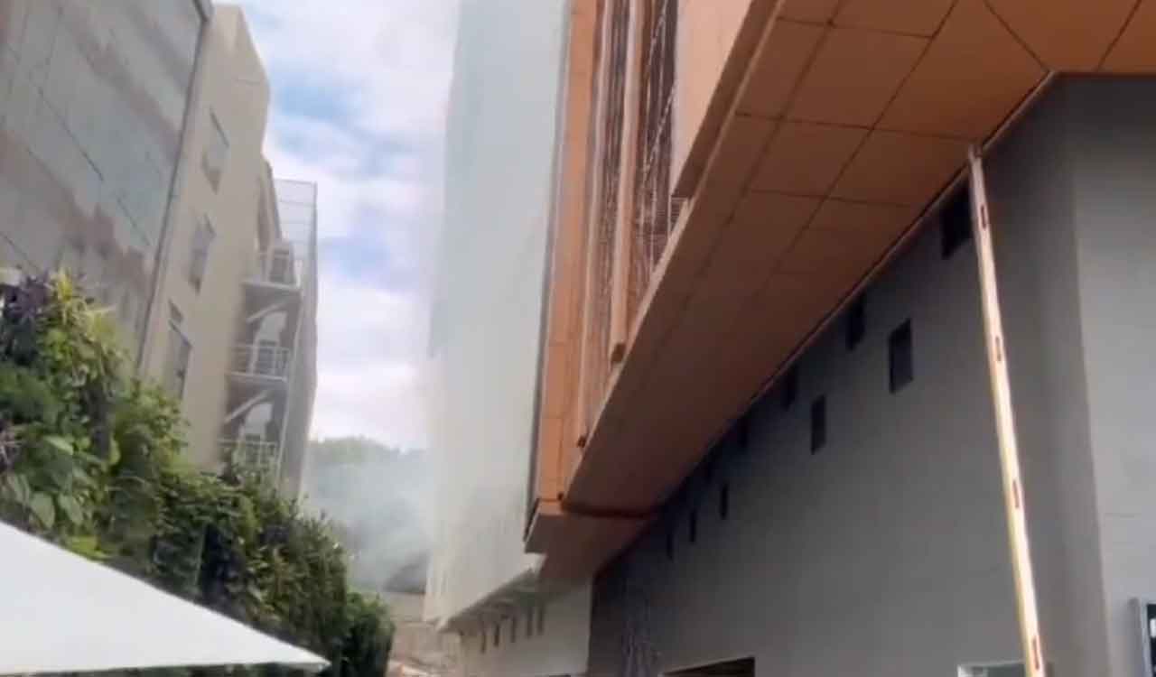 Hyderabad: Fire breaks out at private company in Jubilee Hills