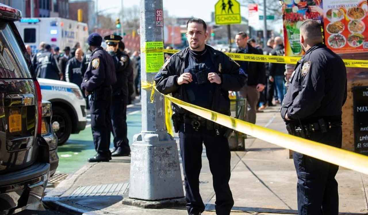 Indian-origin man kills brother, injures mother, and ends life in New York