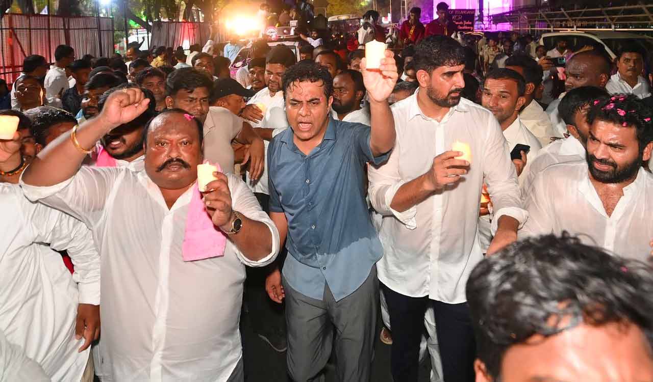 KT Rama Rao pays tribute to Telangana Martyrs on Formation Day