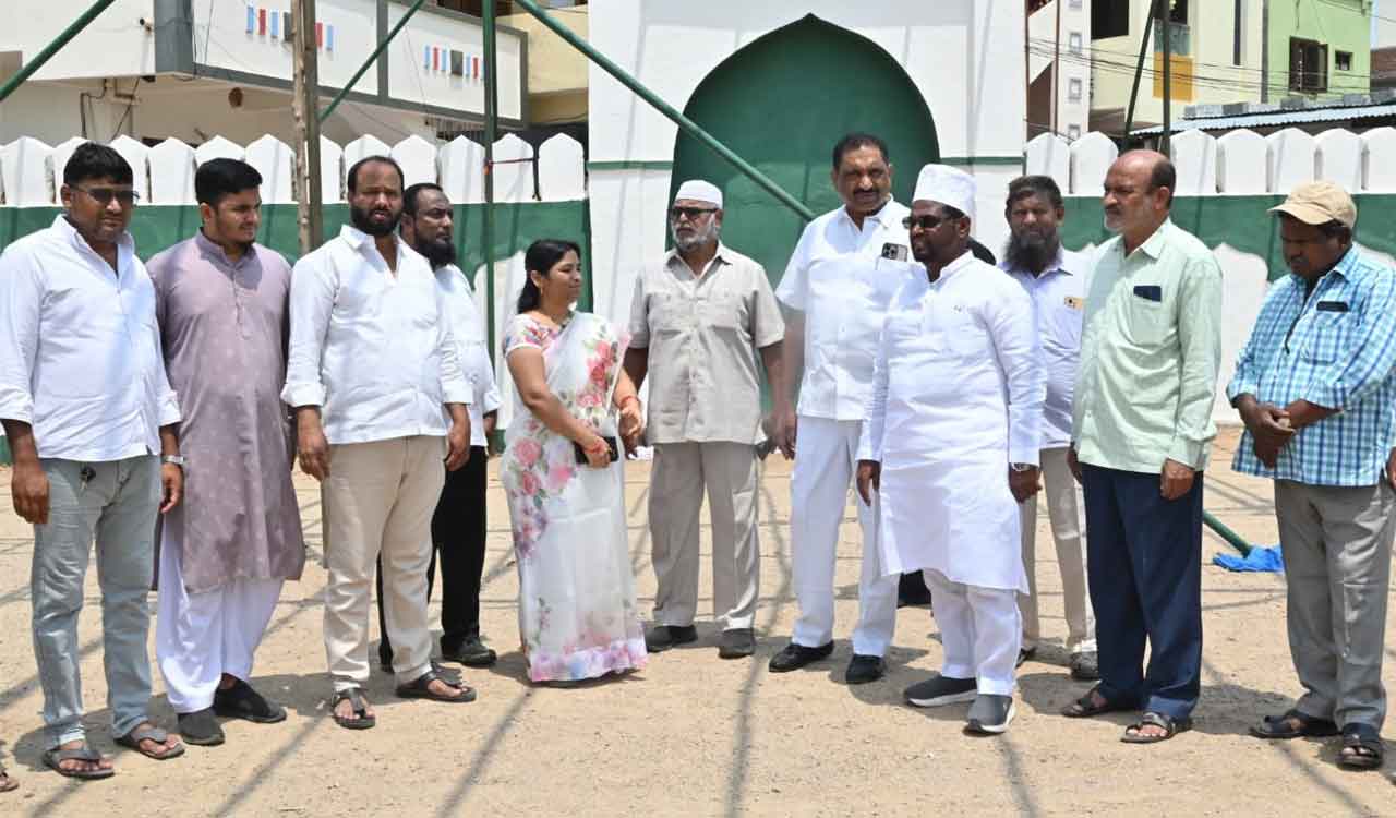 Karimnagar Mayor inspects arrangements for Bakrid-Telangana Today