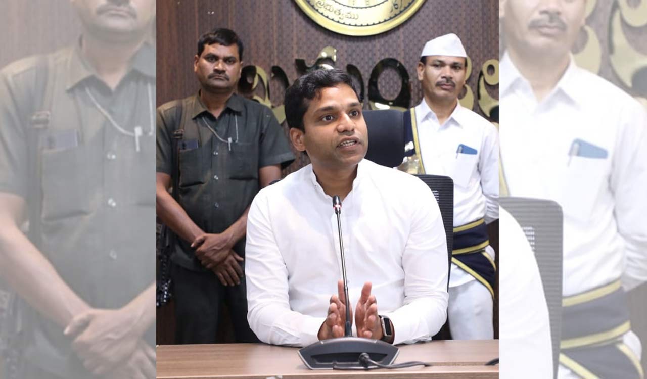 Health profile of Govt. employees to be compiled soon: Collector Khan