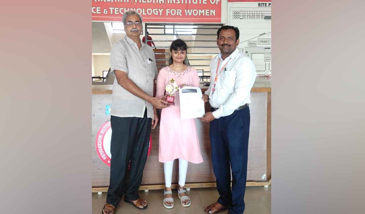 Khammam: Priyadarshini college student bags job in Accenture with Rs 11 lakh package