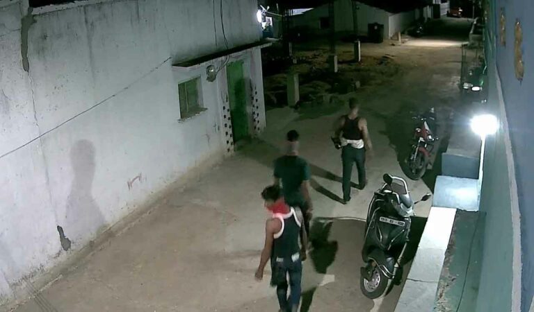 Notorious 'Dhar gang' on prowl in Sangareddy