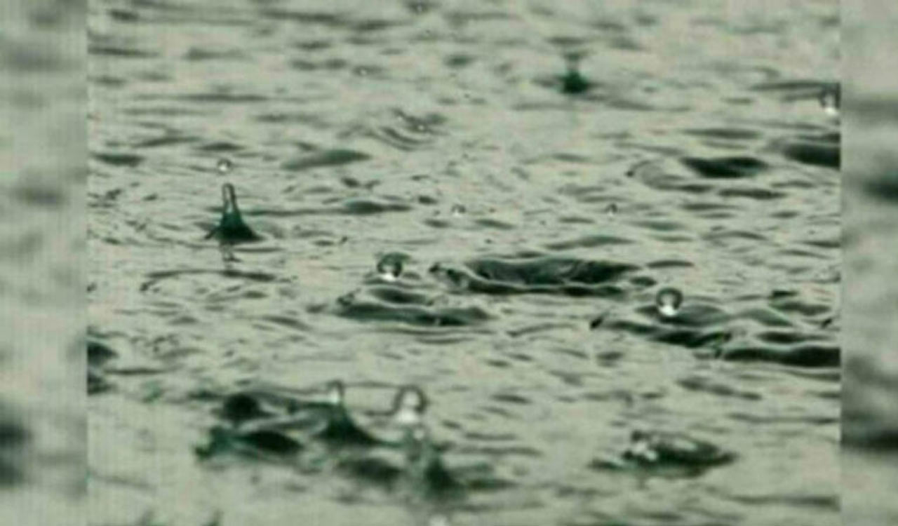 Parts of composite Adilabad see light rains