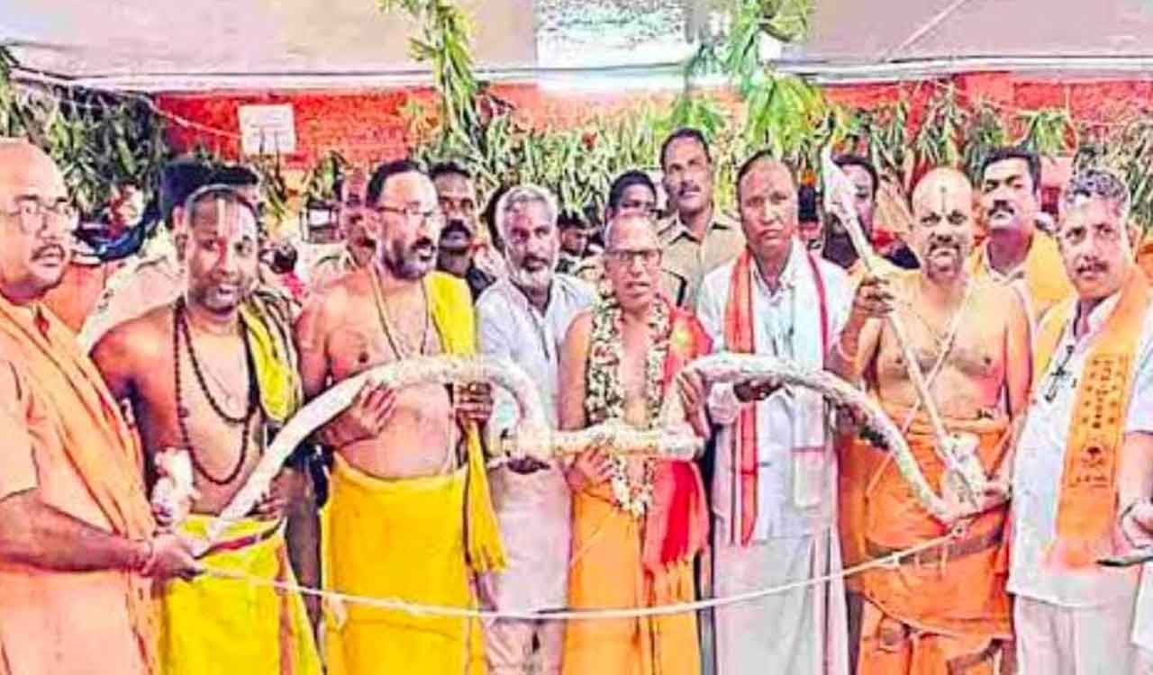 Pujas performed for Lord Ram’s bow and arrow at Kondagattu shrine