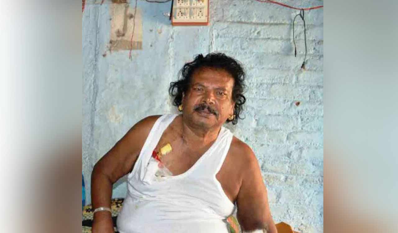 Renowned Kinnera artist Mogilaiah critical, admitted to Warangal hospital