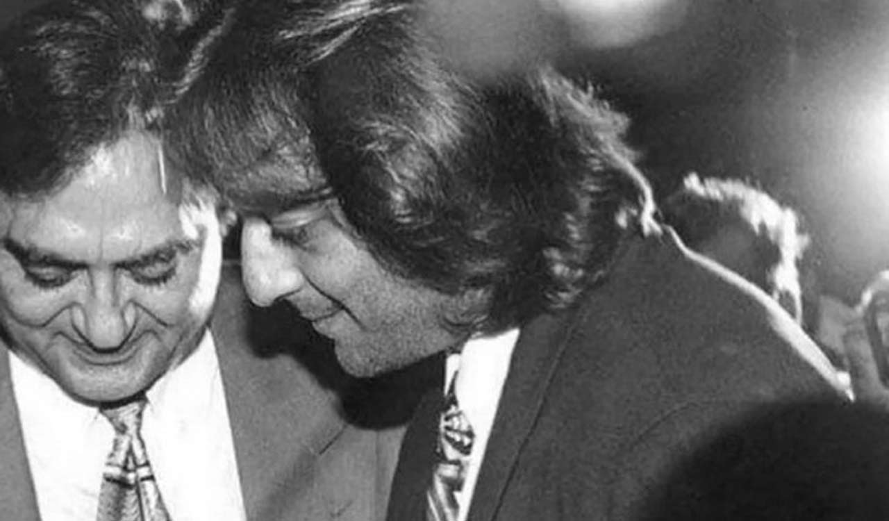 Sanjay Dutt Pays Tribute To Father Sunil Dutt On Birth Anniversary ...