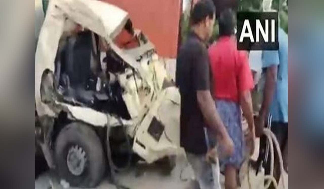 Six dead, five injured in Andhra Pradesh road accident