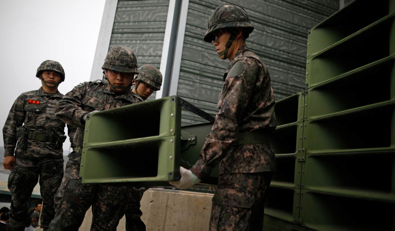 Trash balloons: Seoul to blare anti-Pyongyang propaganda broadcasts