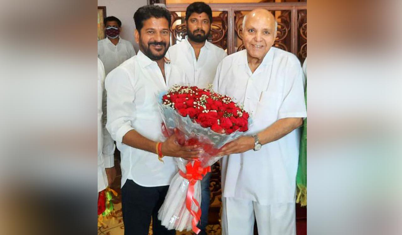 Telangana CM Revanth Reddy mourns Ramoji Rao’s demise; State honors for funeral