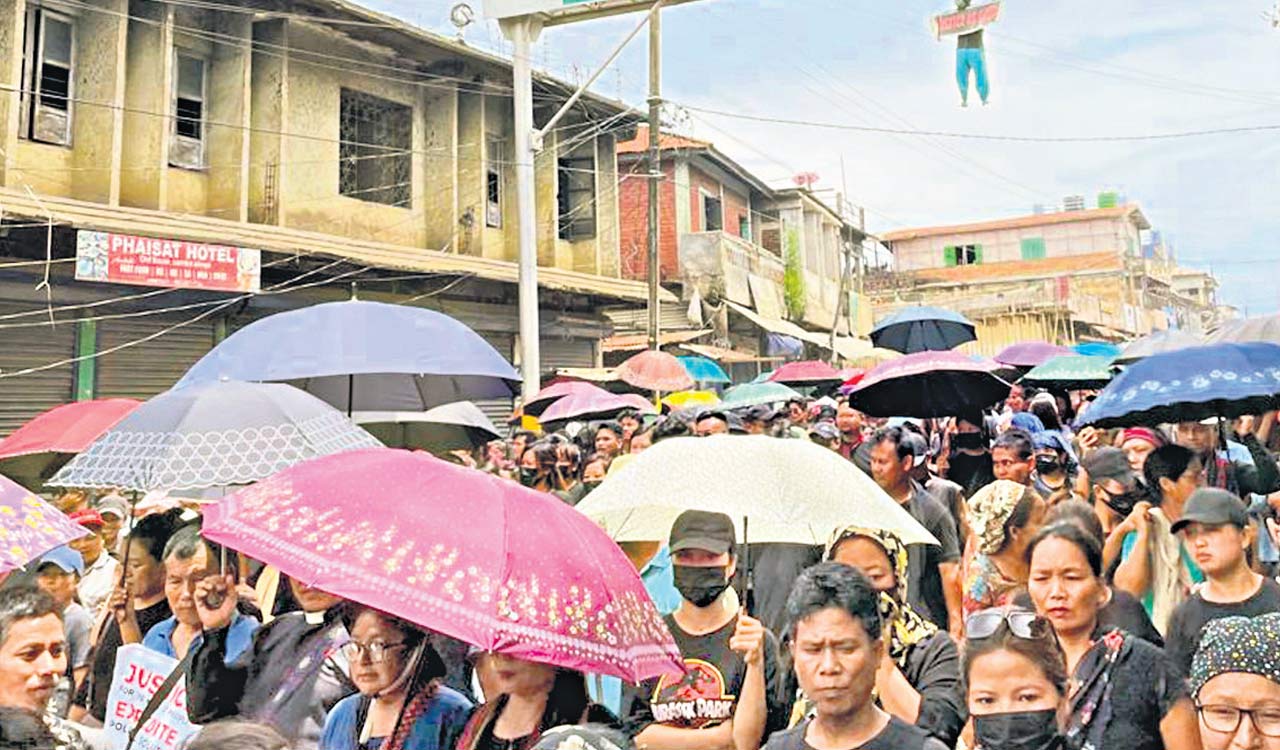 Thousands rally in Manipur for territorial, administrative integrity of strife-torn State