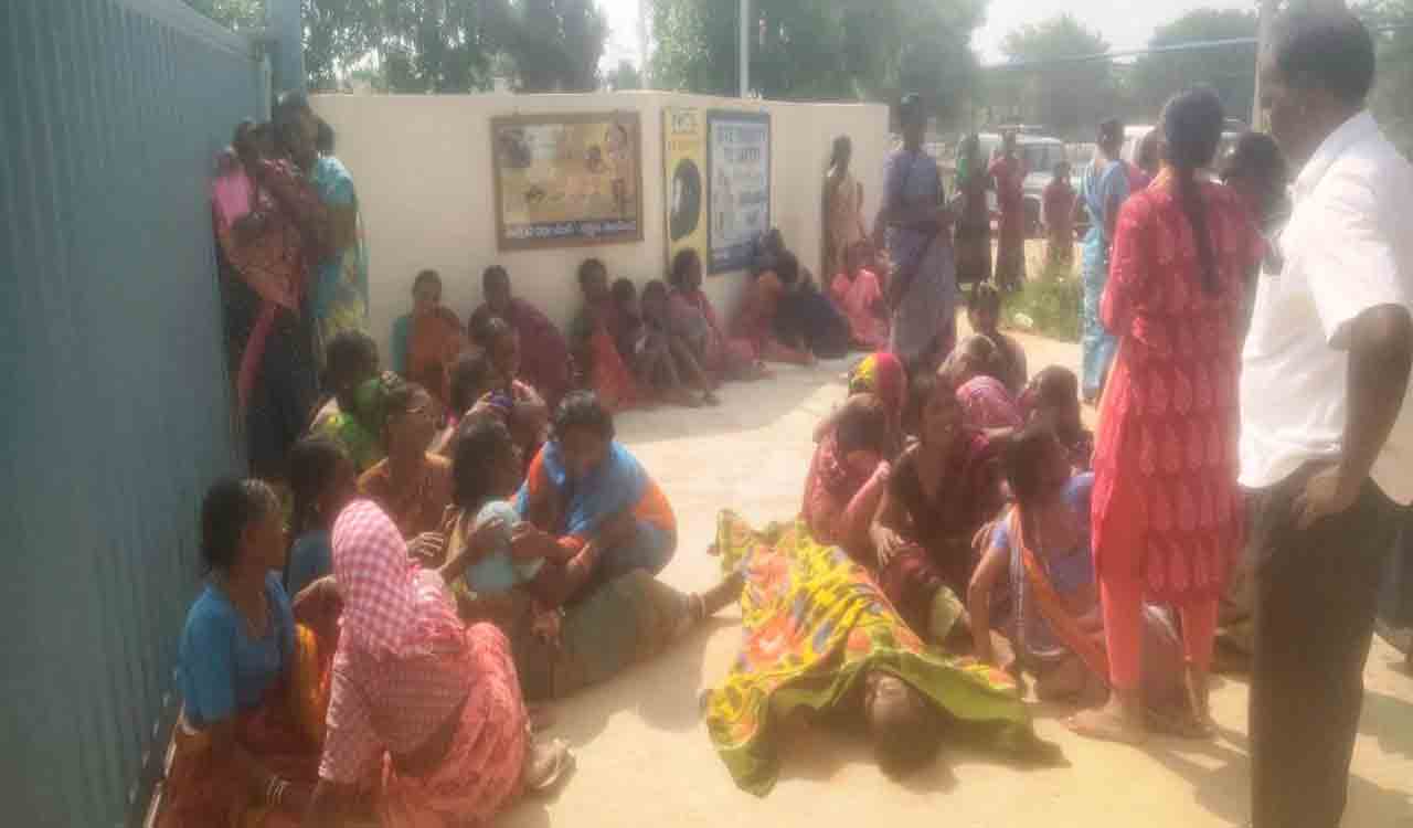 Sangareddy: Denied entry into factory, employee ends life