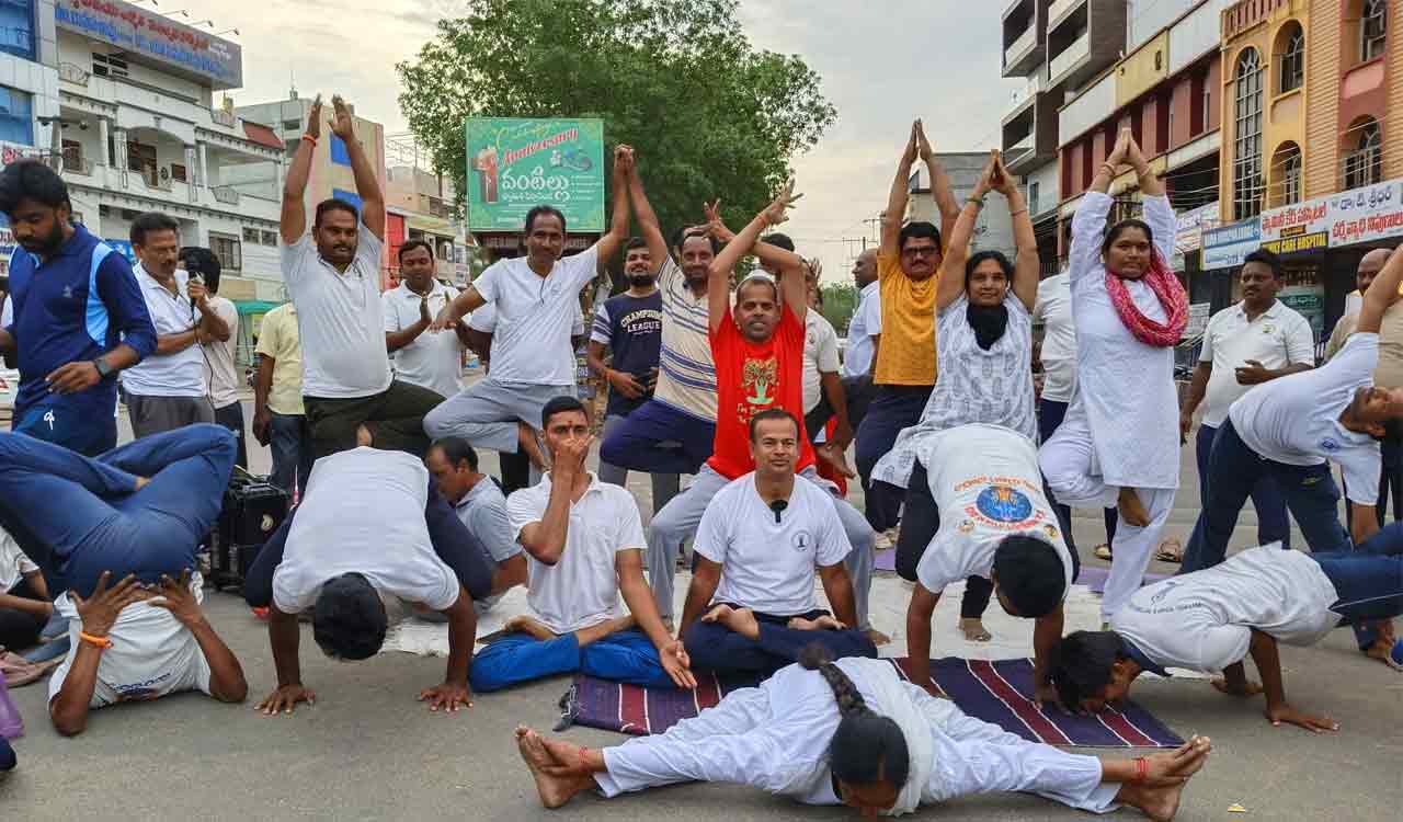 Walk for yoga organized in Mancherial