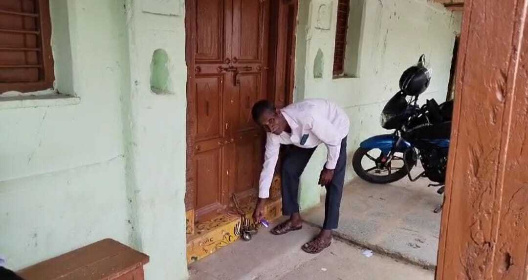 No rent: Building owner locks Tahsildar’s office in Sangareddy