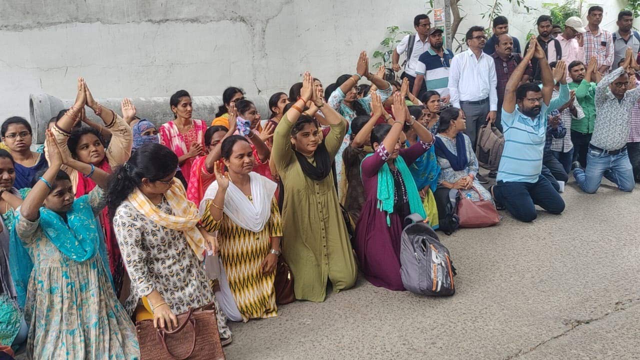 Why were unemployed youngsters kneeling down at Telangana CM Revanth Reddy’s residence?