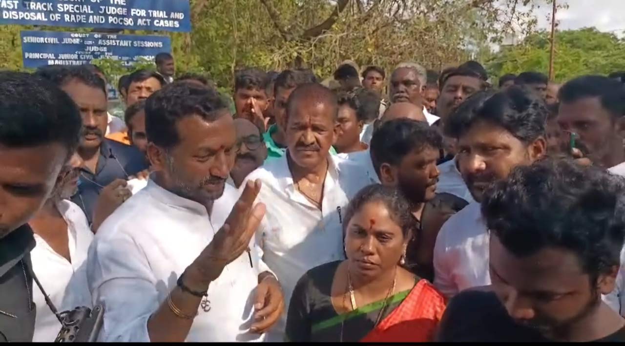 Medak police acting against BJP cadre, Gau Rakshaks, says MP