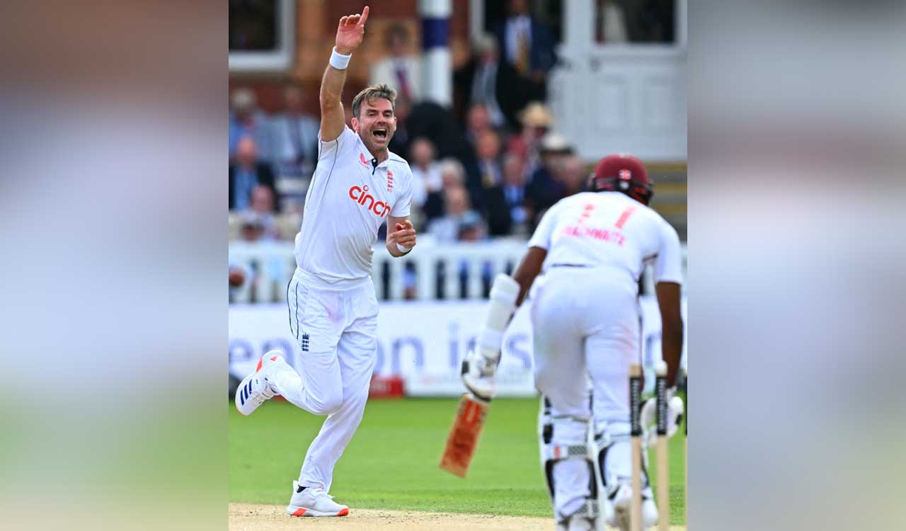 1st Test: Anderson, Stokes leave England four wickets from victory