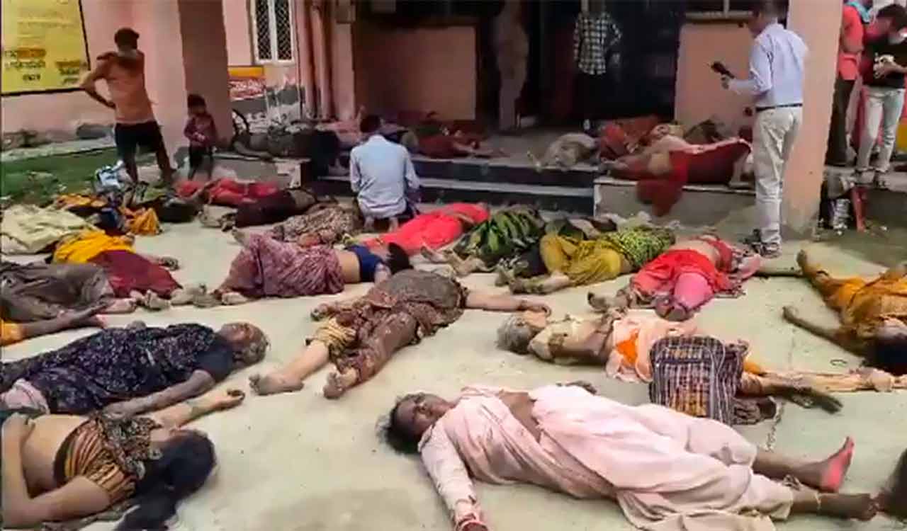 72 of 116 stampede victims identified; autopsies underway in 4 districts of Uttar Pradesh