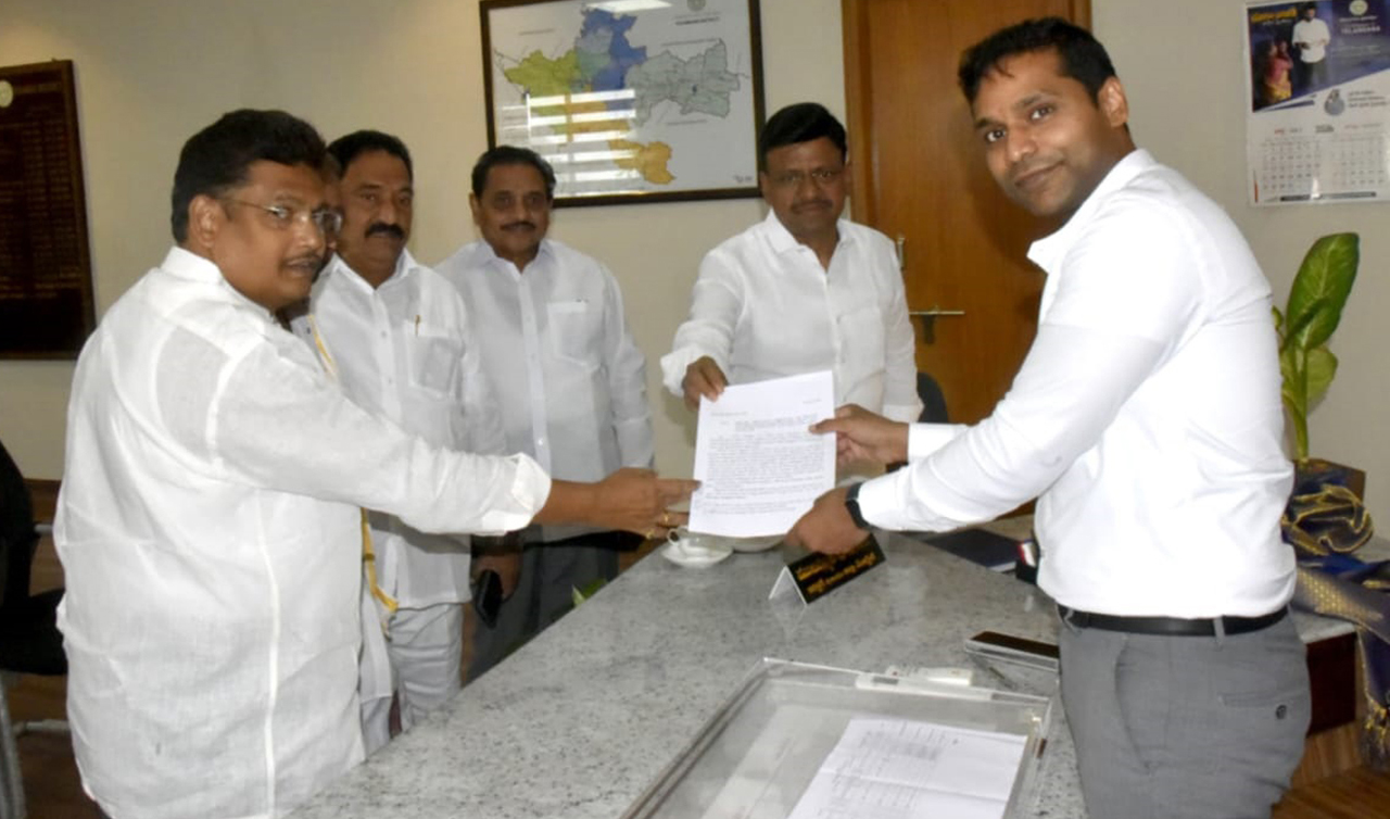 BRS leaders want action against those responsible for farmer Prabhakar’s suicide