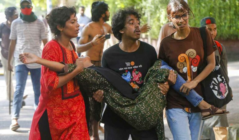 Bangladesh students protest