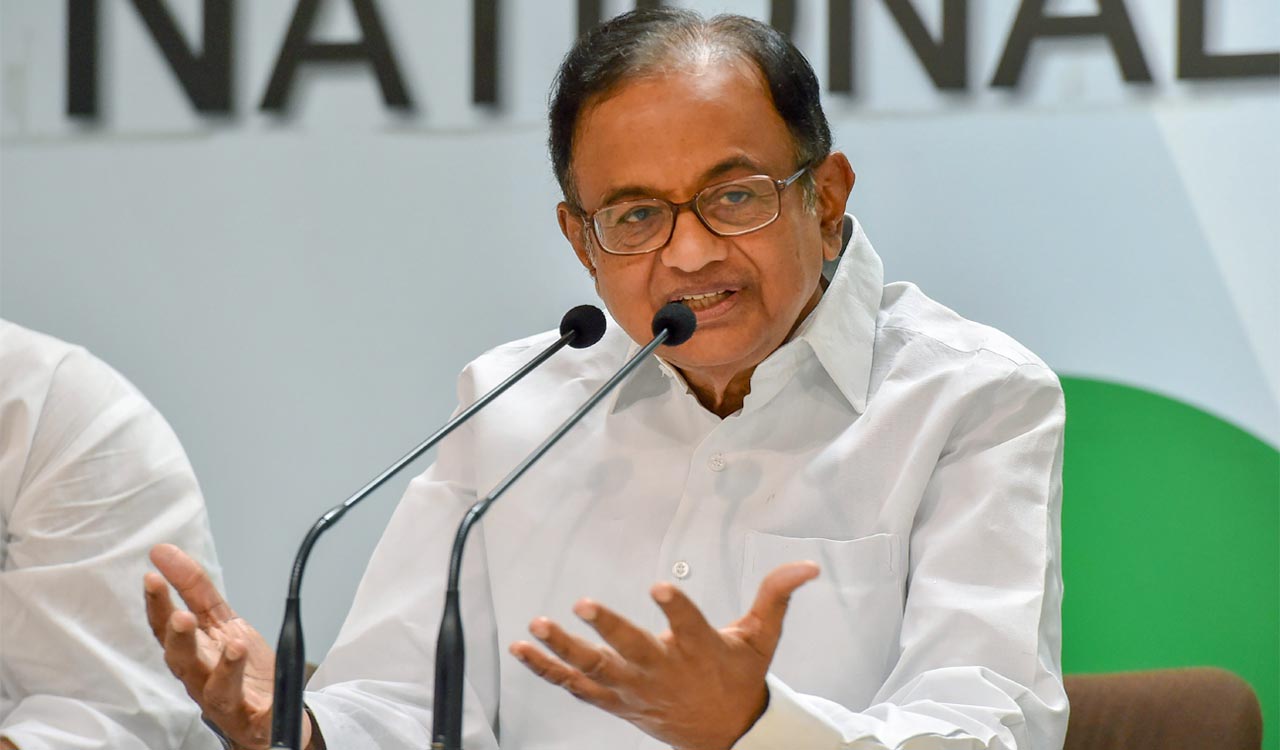Vice-President tears into Chidambaram over part-timers jibe on new criminal laws