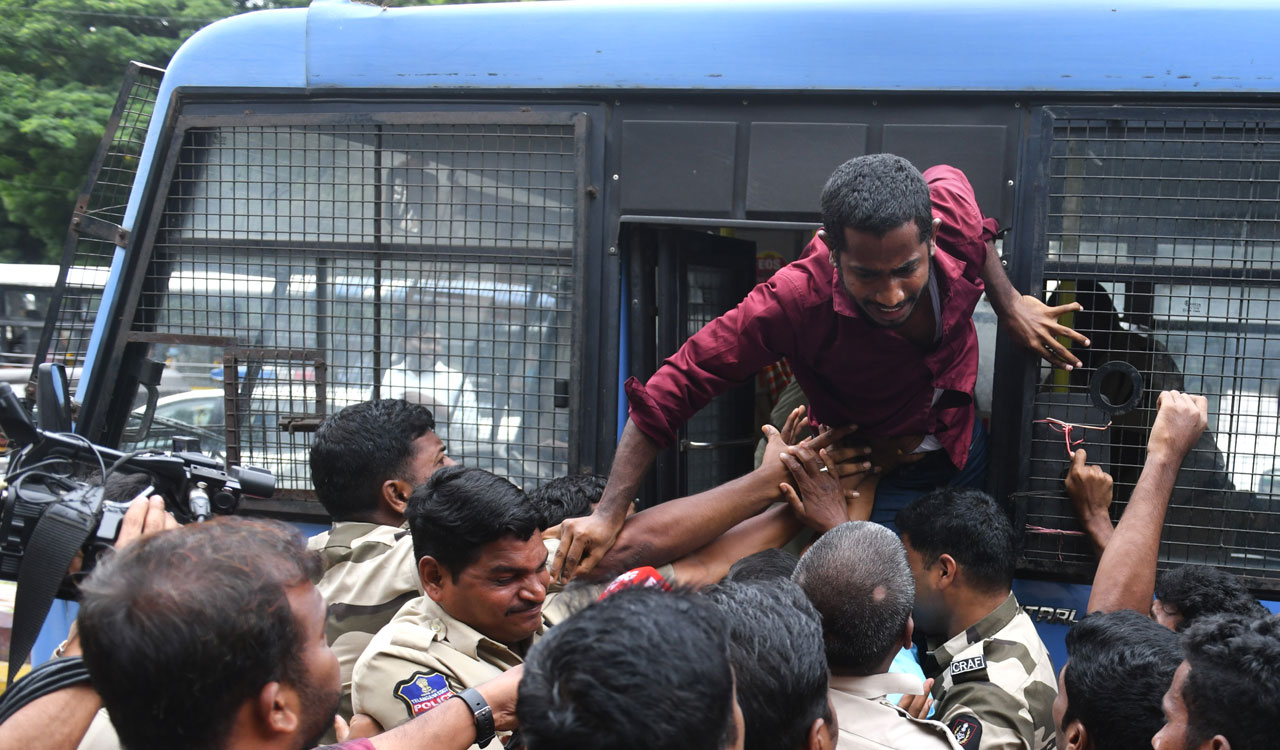 Telangana police personnel did not allow us to appear for DSC exam, allege applicants