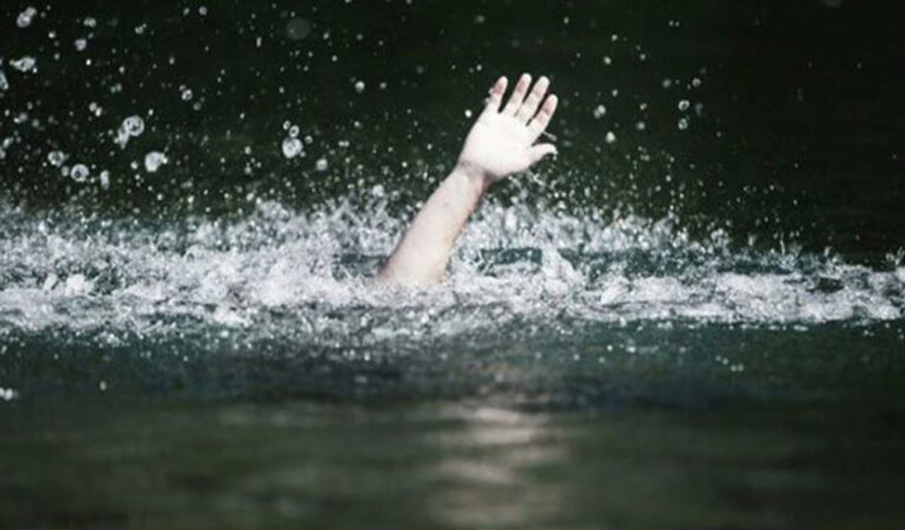 Daily wage earner drowns in tank while fishing in Mancherial