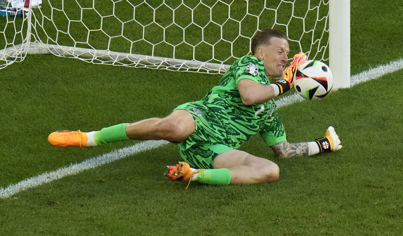 England beat Switzerland in penalty shootout to reach Euro semis