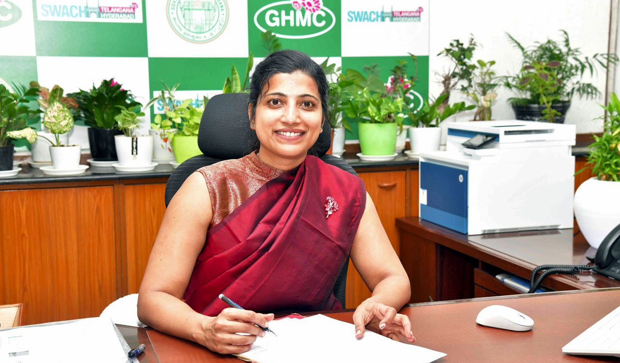 GHMC Commissioner Amrapali Kata bats for GVP-free city